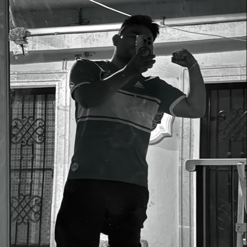 Daniel Flores