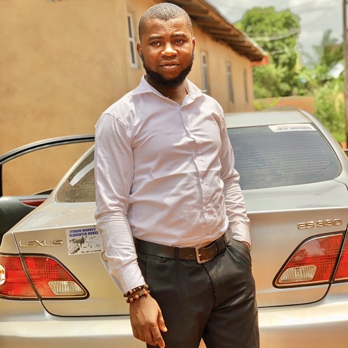 Osaretin Iyokho