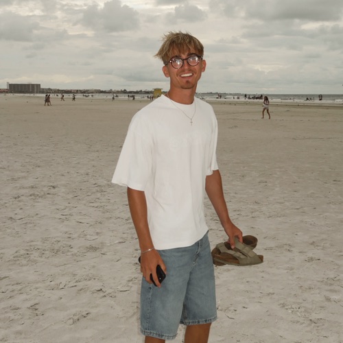 Ashton Gordon