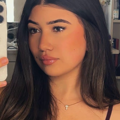 Emilly 