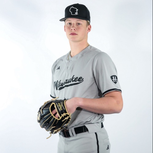 Tanner Effertz
