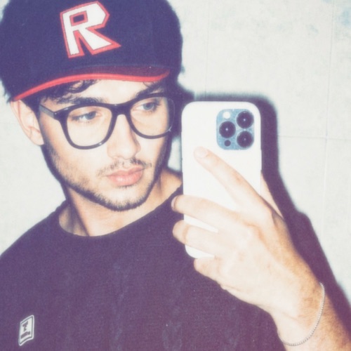 Amaan Q.r