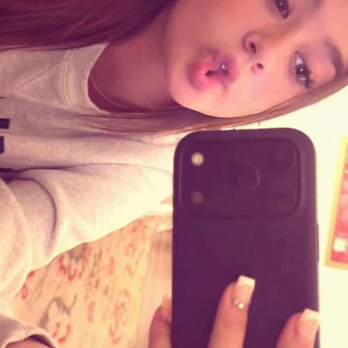 Una De Luca