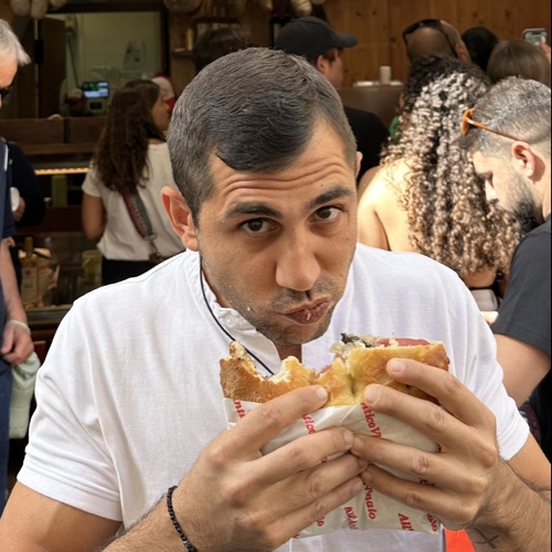 Nikolas menelaou