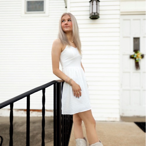 Chloe Campbell
