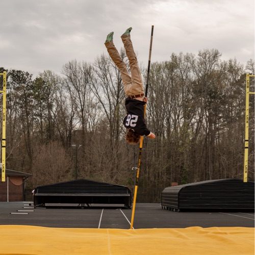Noah Carnes