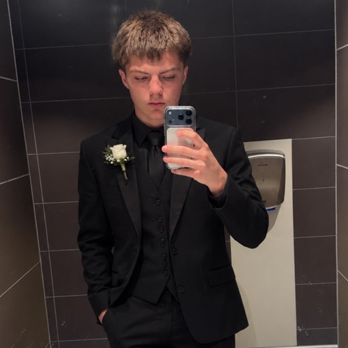 Cam