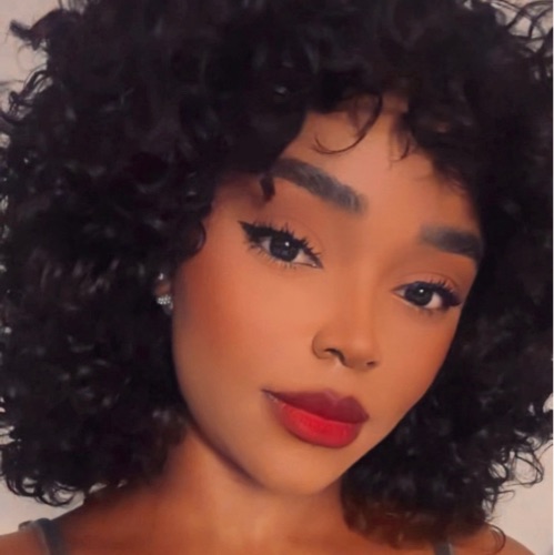 Elakia Wini