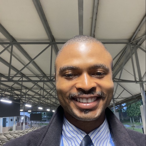 Dennis Abari