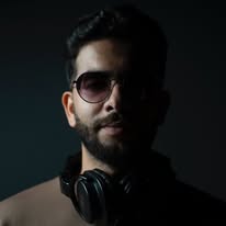 Yvanes Studio