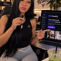 Sharon Leona