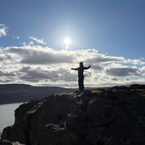Izaak Hill