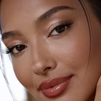 Lara La