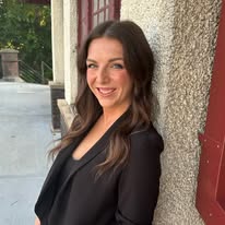 Courtney Grutza
