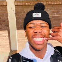 Esamisipho
