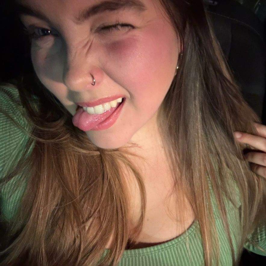 Chloe 