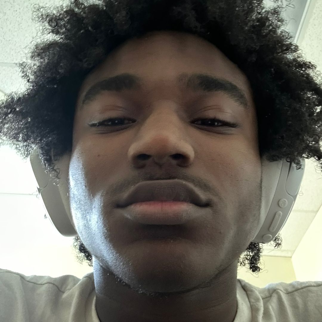 DJ