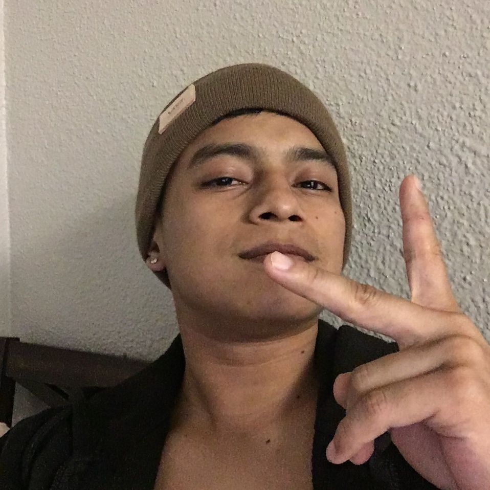 Daniel$$ Ross