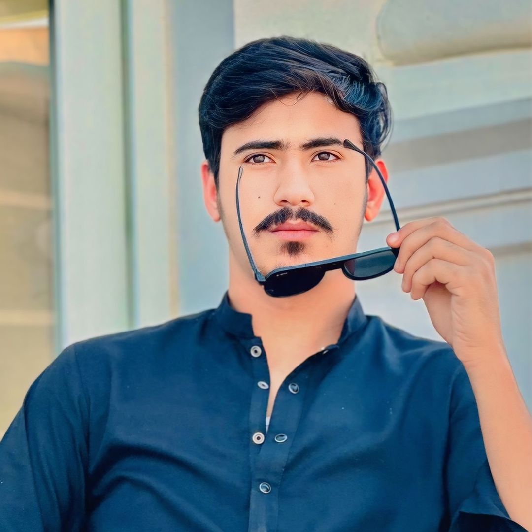 Shouib Khan