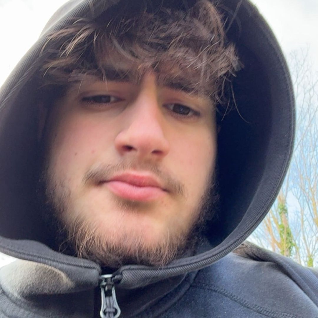 Lee