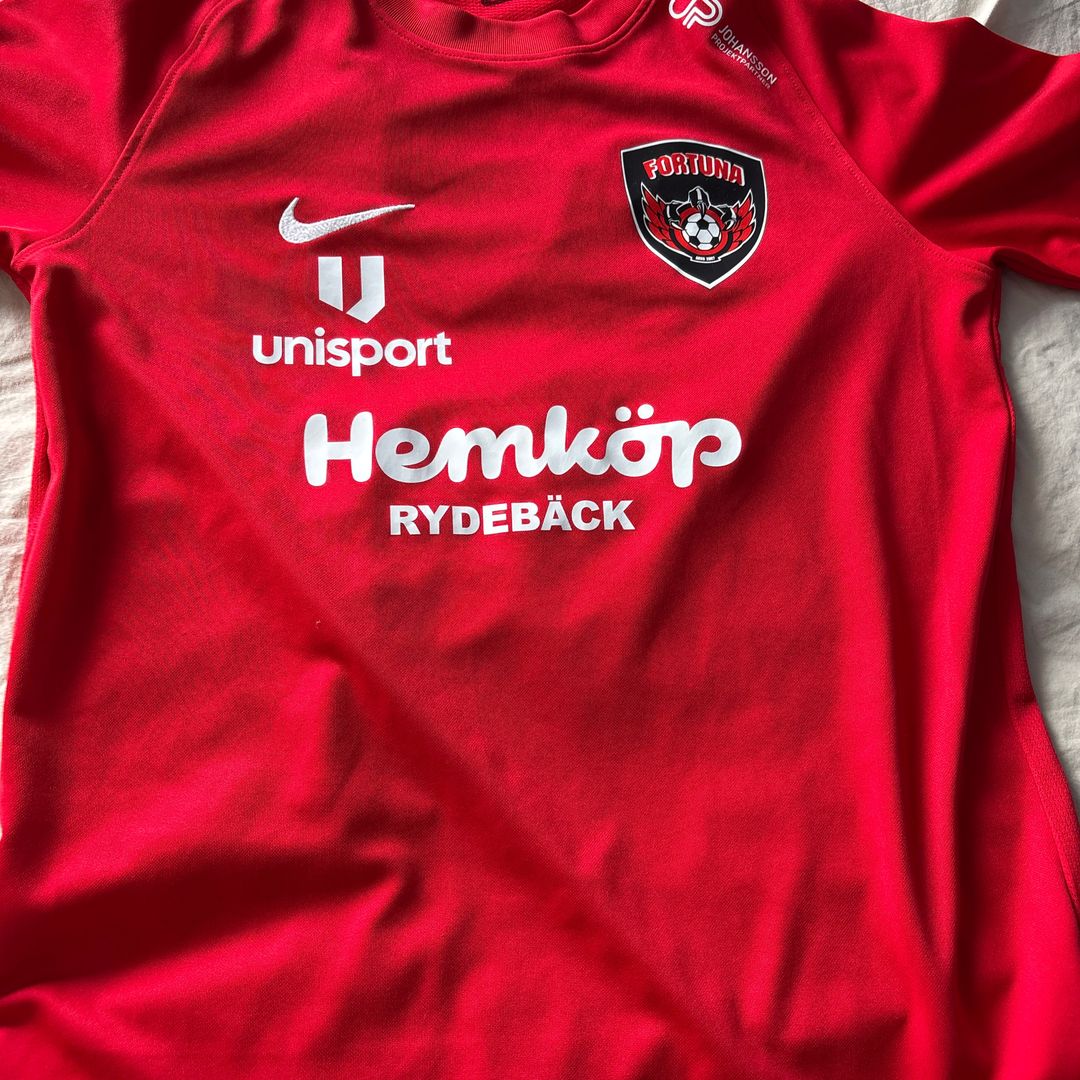 Oli Ek