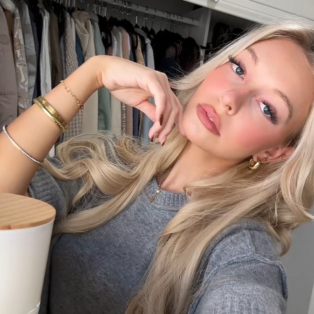 Ellie Hills