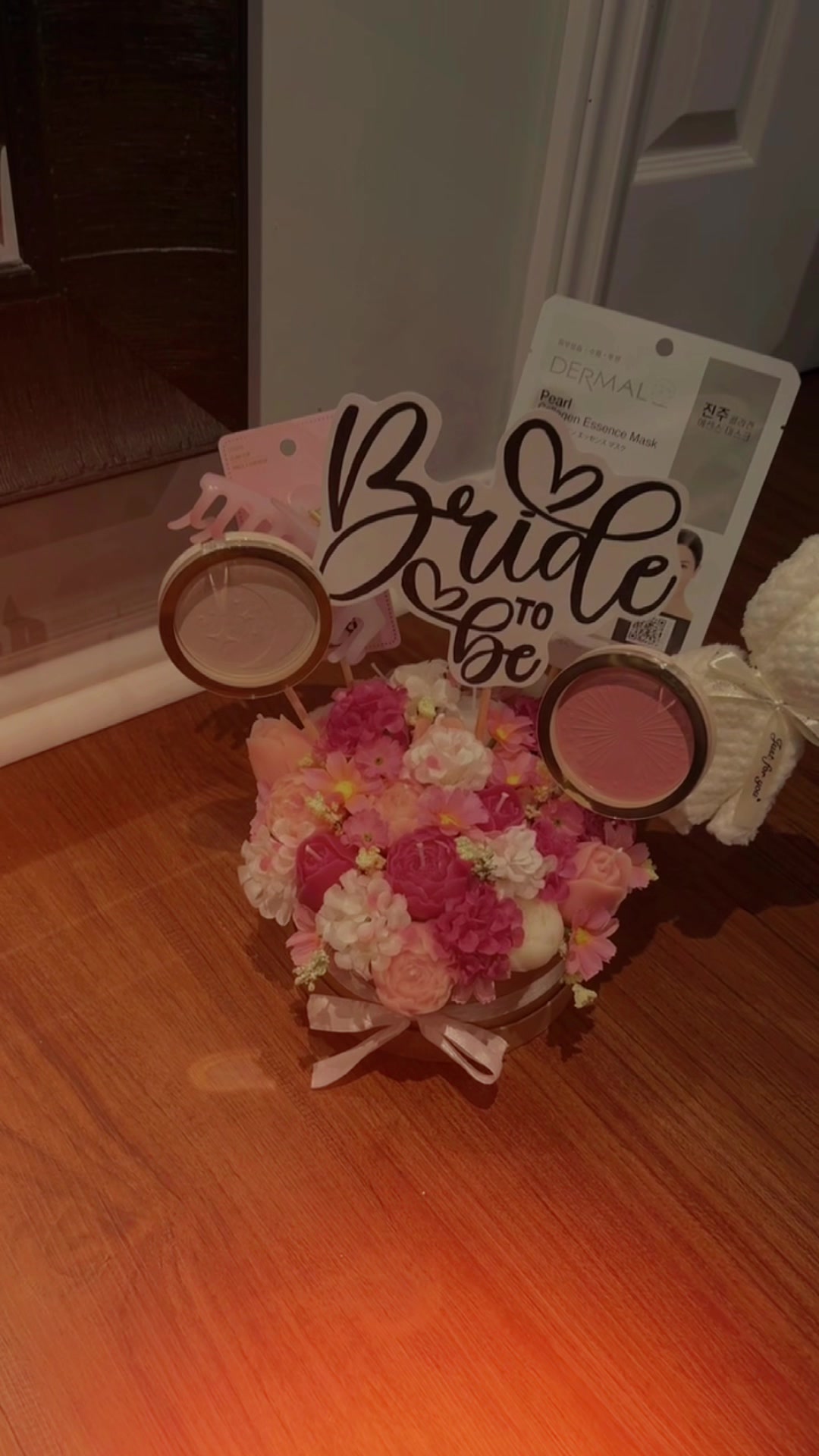 #CapCut #bride #bridetobe ##gift##smallbusiness##smallbusinesscheck##smallbusinessowner We create gifts for any occas...