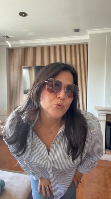 POV: tu outfit estaba 7/10 hasta que te pusiste estos🕶️🥰 El detalle que lo cambia ✨#UGCCreator #UGCContent #Sunglas...