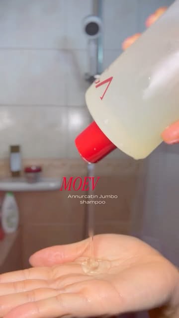💆🏻‍♀️ Solo fue torniquete y no estoy soportando mi cabello. No utilicé secadora , ni cepillo eléctrico ,ni plancha...