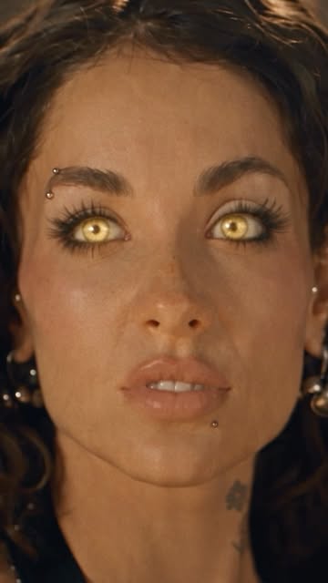EPISODIO 2 Hice este cortometraje de ciencia ficción con @mariabecerra como protagonista. Esta pieza la pense como un...