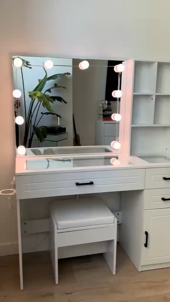Tik Tok Shop Vanity