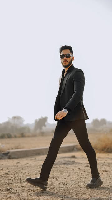 ONE MAN SHOW🔱 #marco #attitude #lifestyle #walk #luxury #trending #reels #instagram #viral #explore #fyp