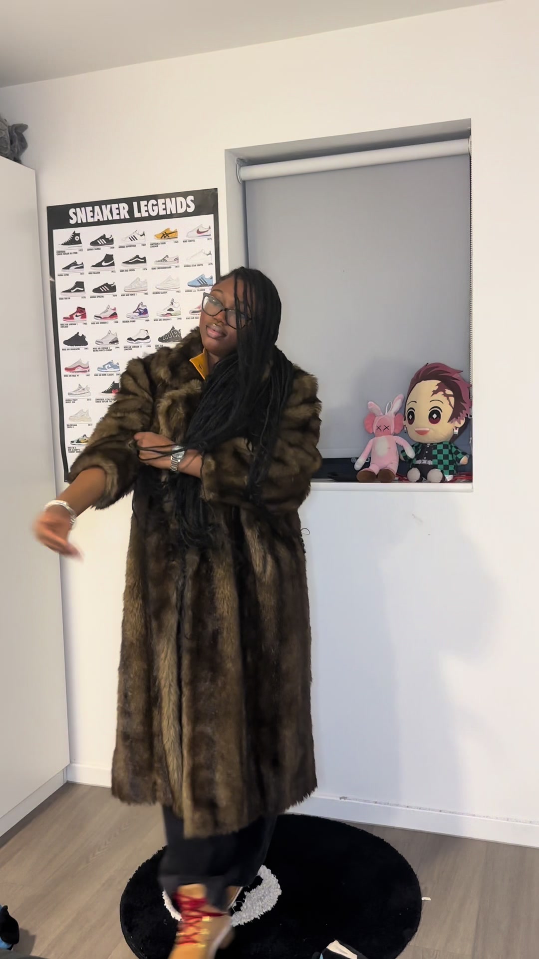 Rate her fit 1-10 #fyp #outfits #styling #sister #foryoupage #viral #fypシ #xyzbca