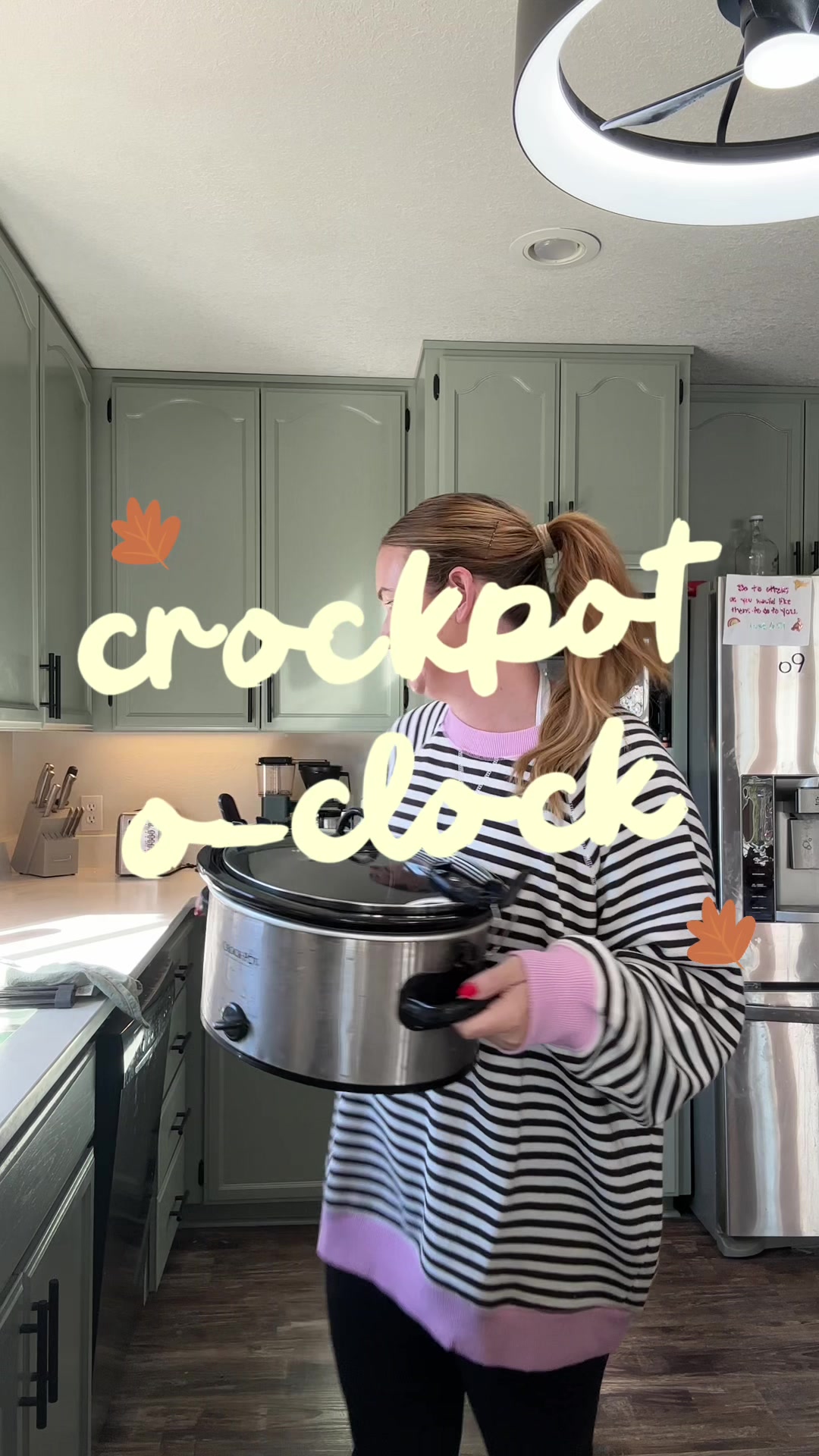 We love CROCKTOBER 🍂🤍 try this crockpot recipe out and let me know if you love it!