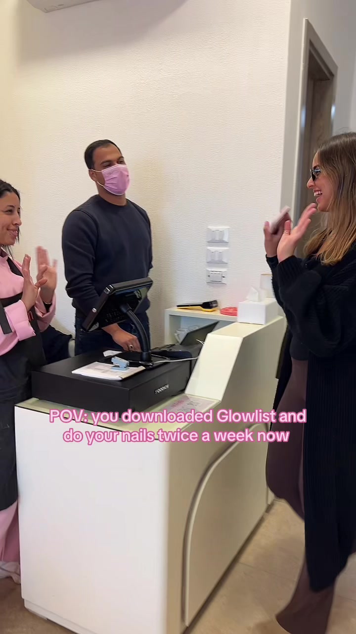 They see me more than my friends do...Glowlist really turned me into @artemnailbar 's loyal customer #fyp #nails💅 #v...