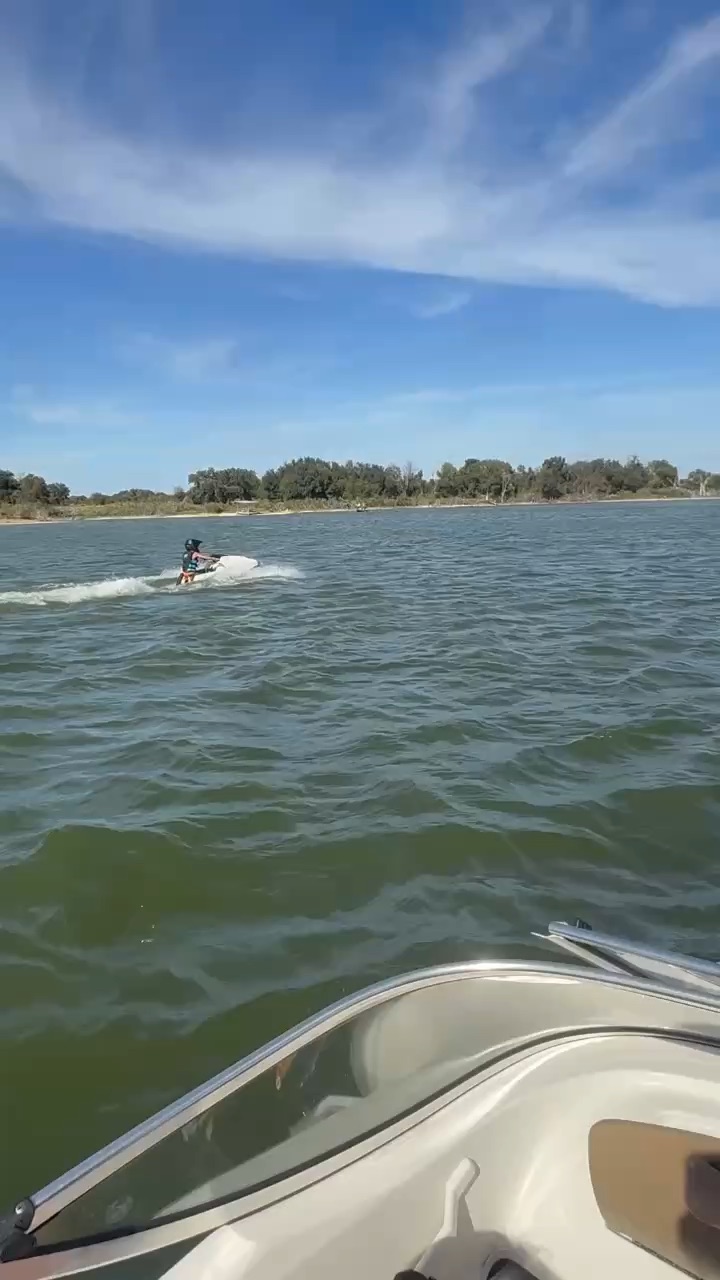 Jet ski