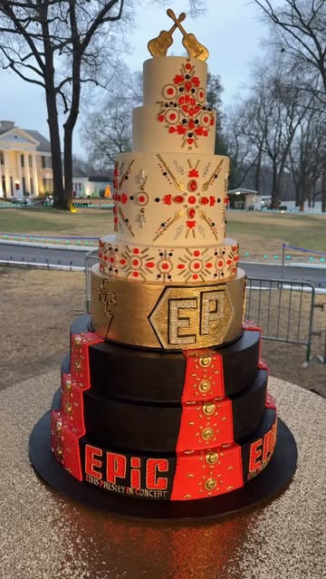 It’s all in the details! ⚡️ Elvis’ 91st birthday cake was EPiC themed in honor of the new @epic.themovie coming to th...
