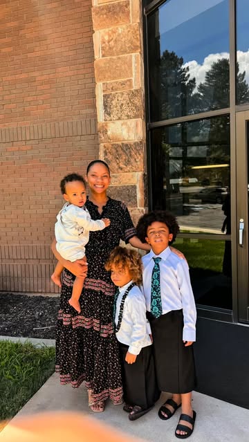 Getting ready for church: Curly hair edition⁠. #sahm #curlyhairstyles #ldschurch #ugcmomcreator #dominicantongan