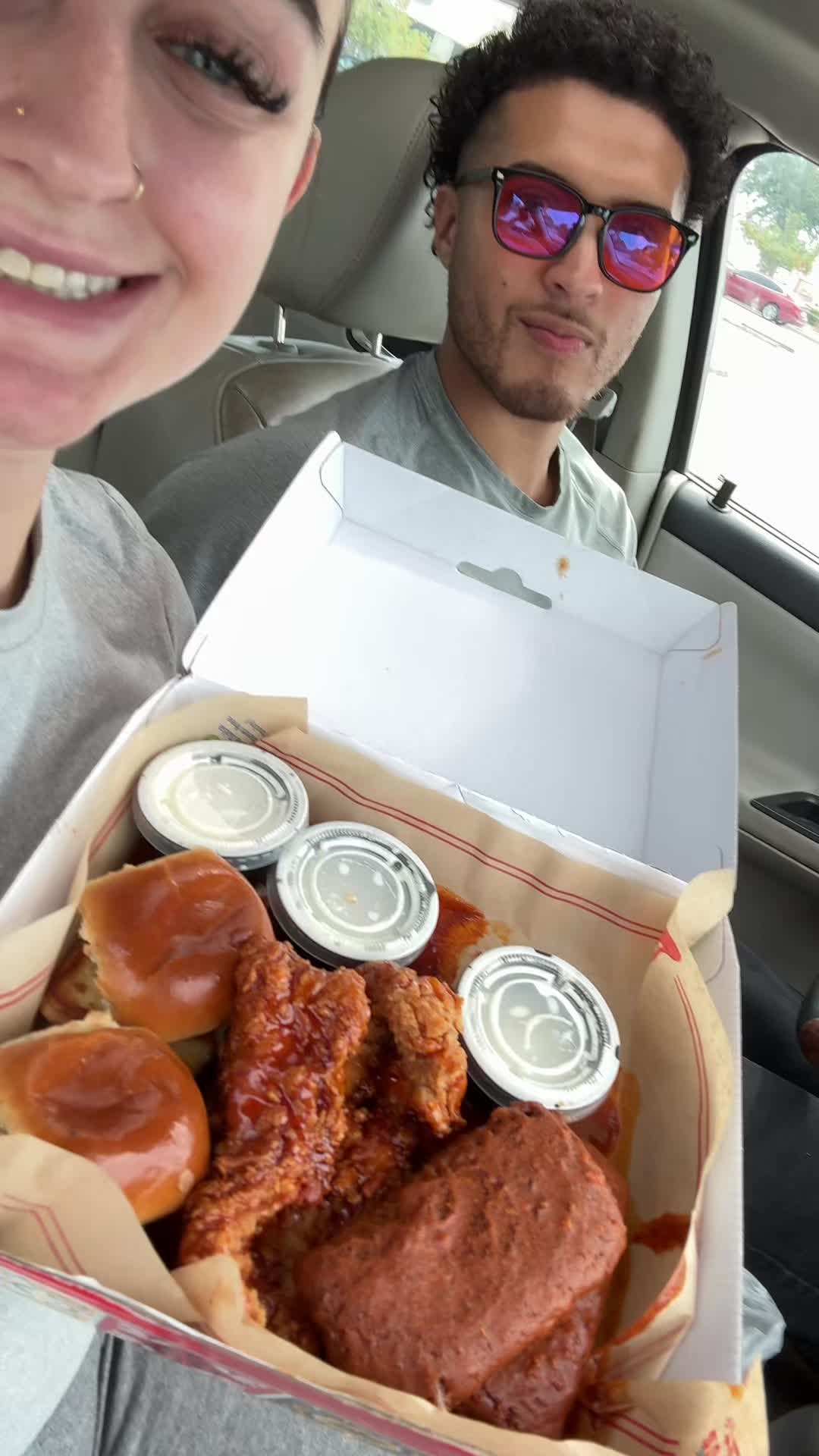 chilis triple dipper mukbang🫪😻🔥 #chilis #tripledipper #mukbangeatingshow #mukbangs #couple