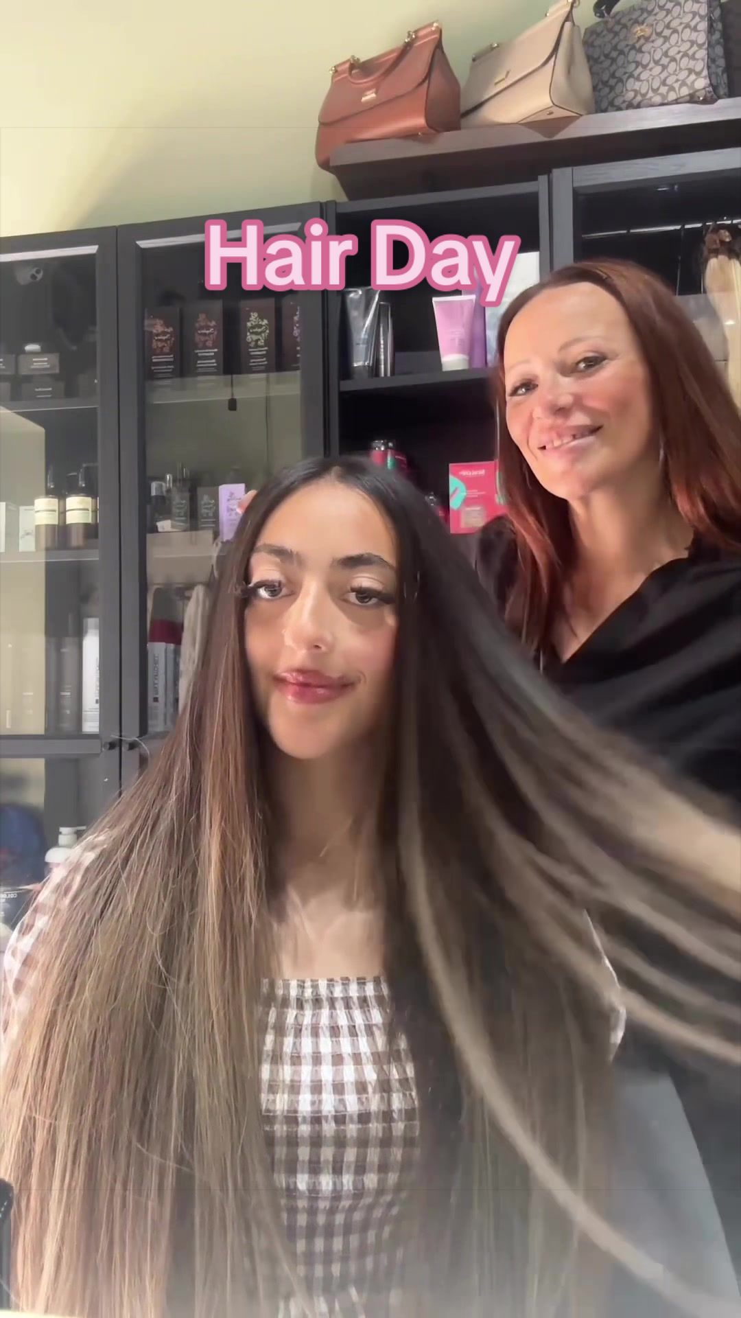 Finally did it 🤩 | @ESTILOSA HAIR&BEAUTY BAR #creatorsearchinsights #hairtransformation #hairbeforeandafter #hairday...