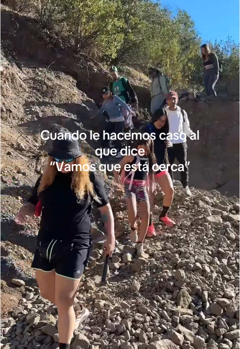 Y hasta que al fin llegamos después de una hora y 45 minutos 🥹 #trekking #montaña #naturaleza #paseo #caminata #488k...