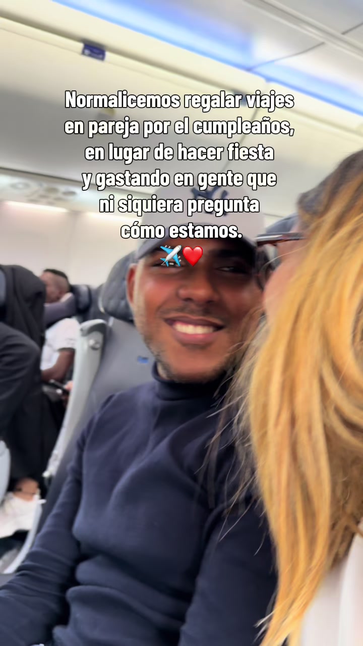Porque si vamos a gastar, que sea en crear recuerdos juntos. ✈️❤️🌎 ¿Quién más piensa que un viaje en pareja es el me...