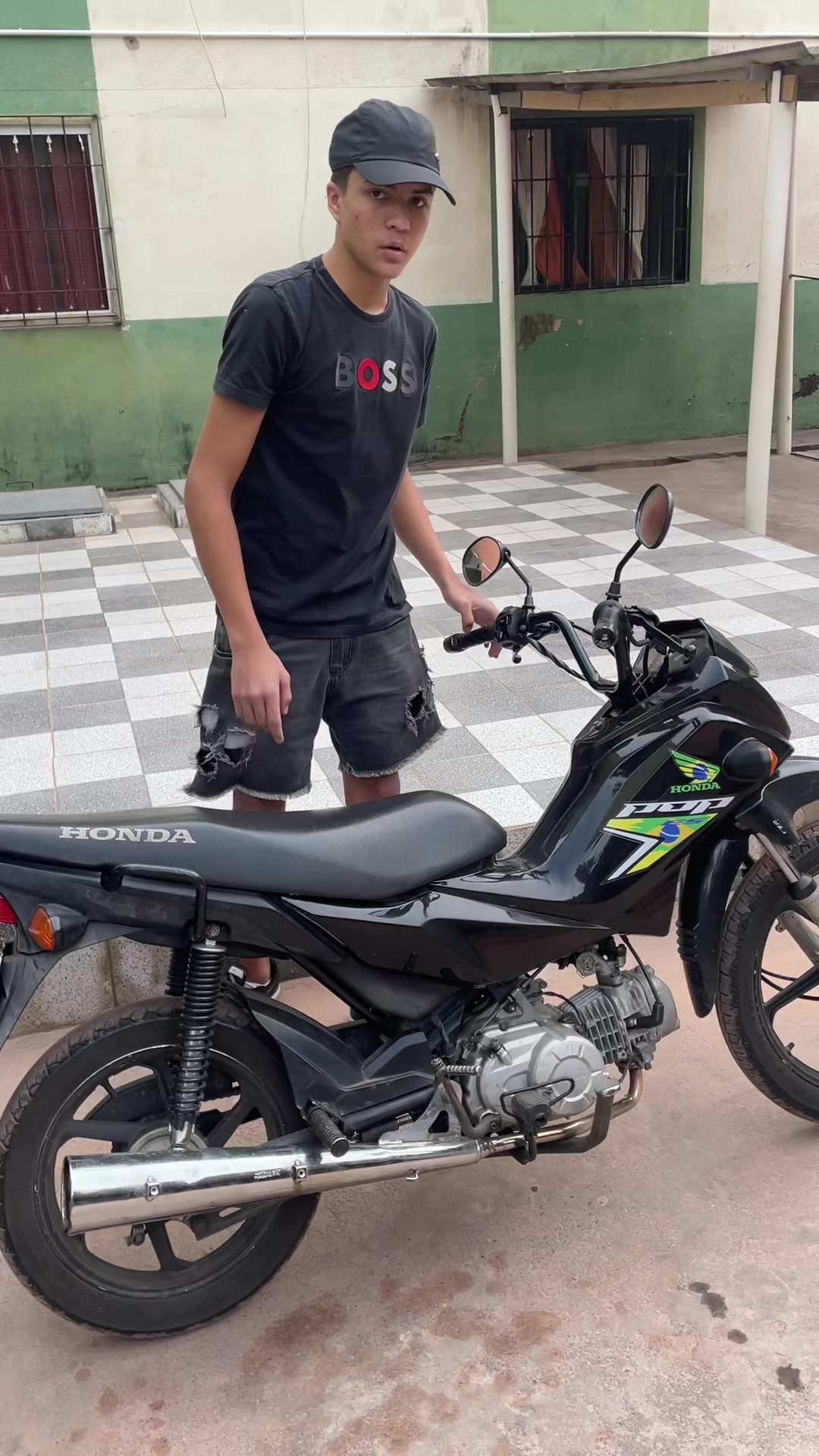Pop sadomasoquista😅