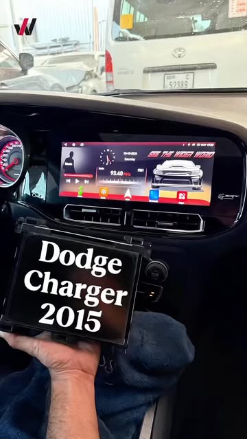 Dodge Charger 2015 screen upgrade in Dubai — from the old 8.4” Uconnect to a wide-format Android display. 🔥 The fact...