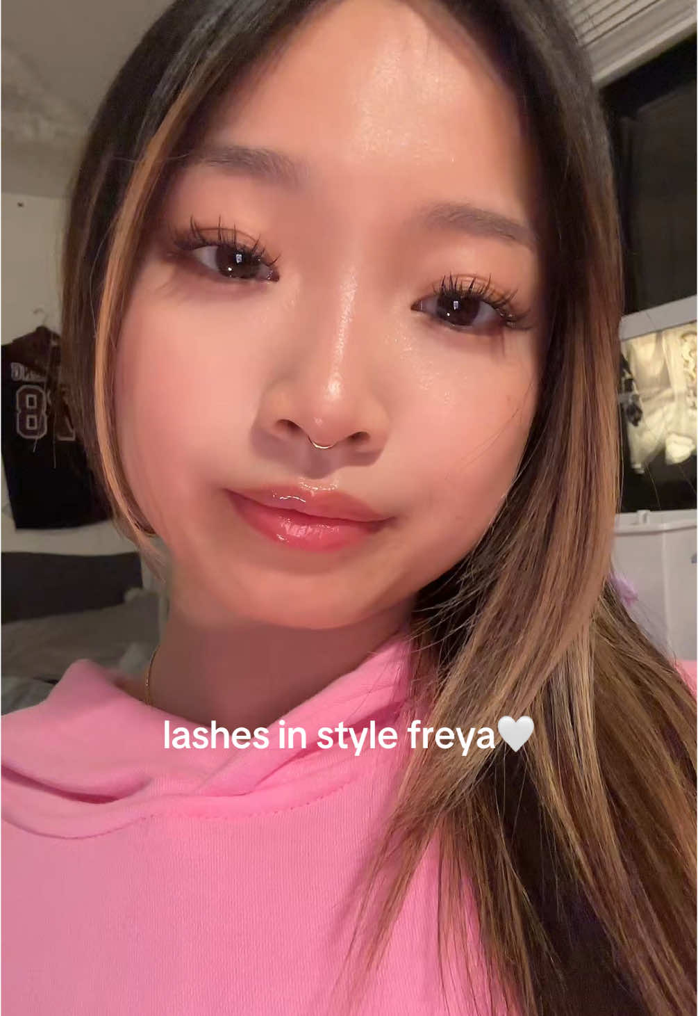 these are actually beautiful thank u @Fowendia Lashes #fowendia#diylashes#christmaslash#tiktopshop#foryou#fyp#makeup