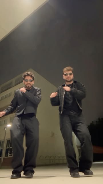 Brino e Mioto atacam na dancinha 😂 Como muitos pediram reproduzimos uma versão de IA do @brino e do @gustavomioto Cu...