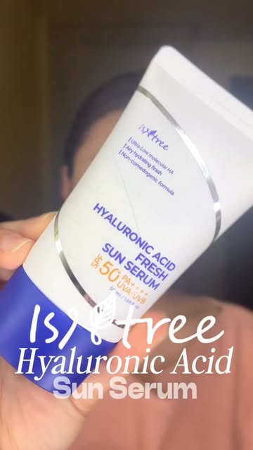 Meet the sunscreen that feels like a serum 💧 SPF 50+ PA++++ protection + hyaluronic acid + squalane = hydrated, glow...
