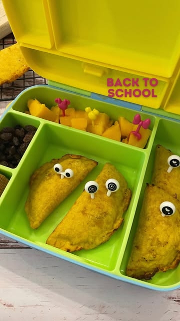 Regreso a clases 🙌🏻🙌🏻 Les he compartido opciones de “paquete” para complementar la lonchera, pero lo más importan...