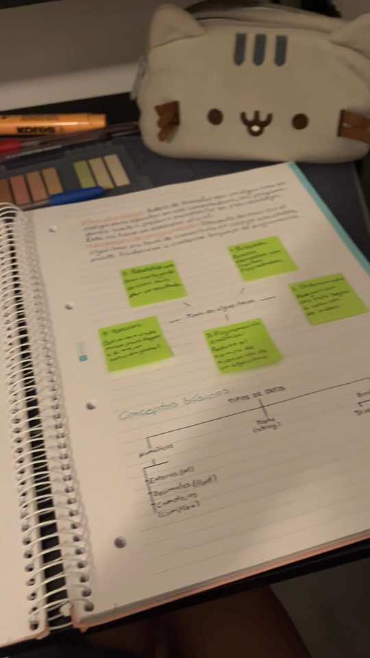 Quién para estudiar juntos en focustown? 🙏 #focustown #studytok #universidad #lifestyle #estudiantes