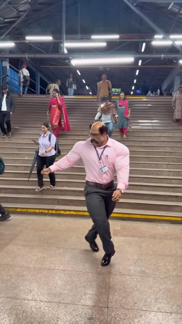 On the way to home from my Job/सरकारी नौकरी…🏡❤️ #dance #viral #michaeljackson #job #fitnessmotivation
